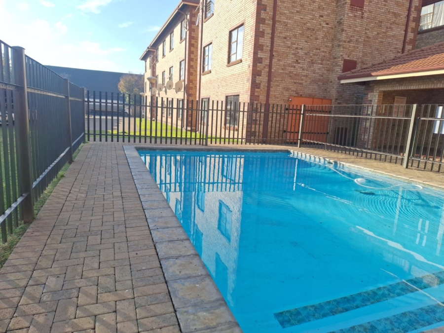 2 Bedroom Property for Sale in Potchefstroom North West